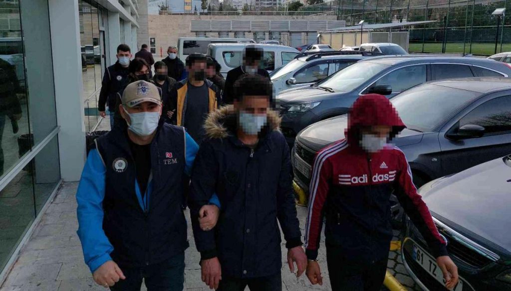 DEAŞ şüphelisi 6 kişinin gözaltı müddetleri mahkemece uzatıldı