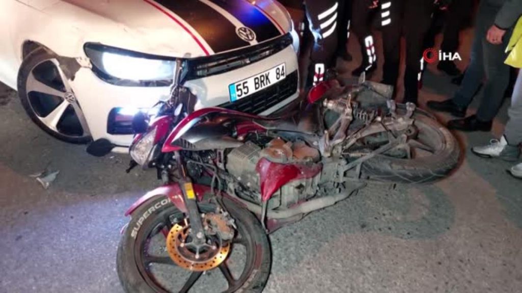 Araba motosikletle çarpıştı: 1 yaralı