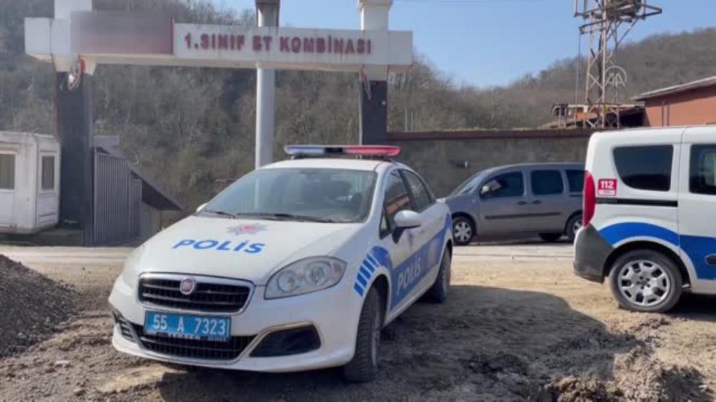 Et entegre tesisinde çıkan bıçaklı arbedede bir kişi öldü