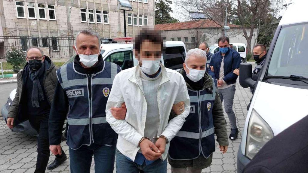 Onur Anıtı’na saldıranlar hakim karşısında