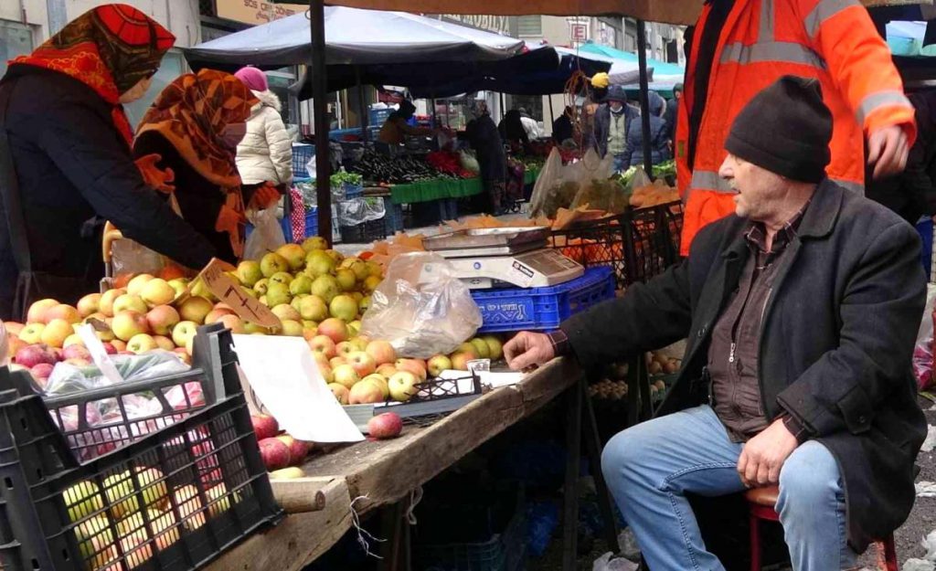 Pazar fiyatları şad etmedi