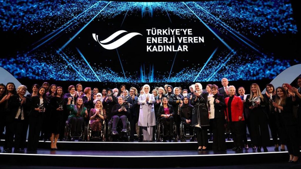 Samsun’a, Türkiye’ye güç veren bayan mükafatı