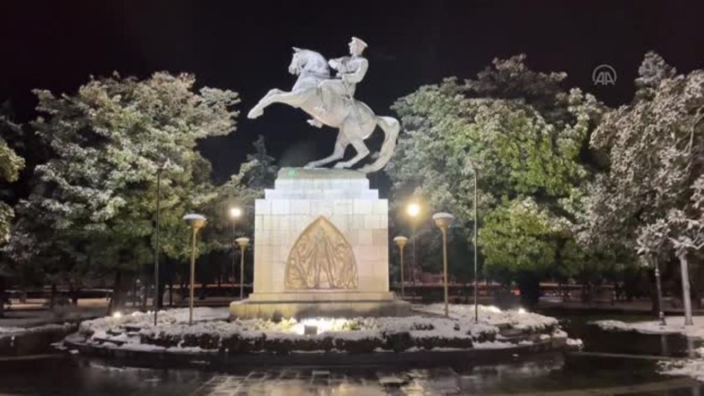 Samsun’da kar yağışı