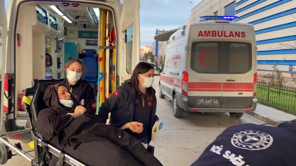 Samsun’da oğlu tarafından yaralanan bayan tedavi altına alındı