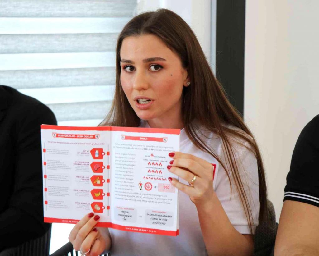 Samsunspor’dan futbol akademilerine beslenme kitapçığı
