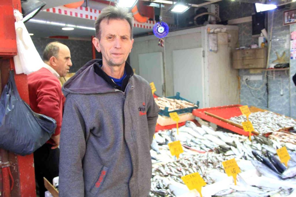 Balıkçılar uyarıyor: “Aldın aldın, almadın daha yiyemezsin”