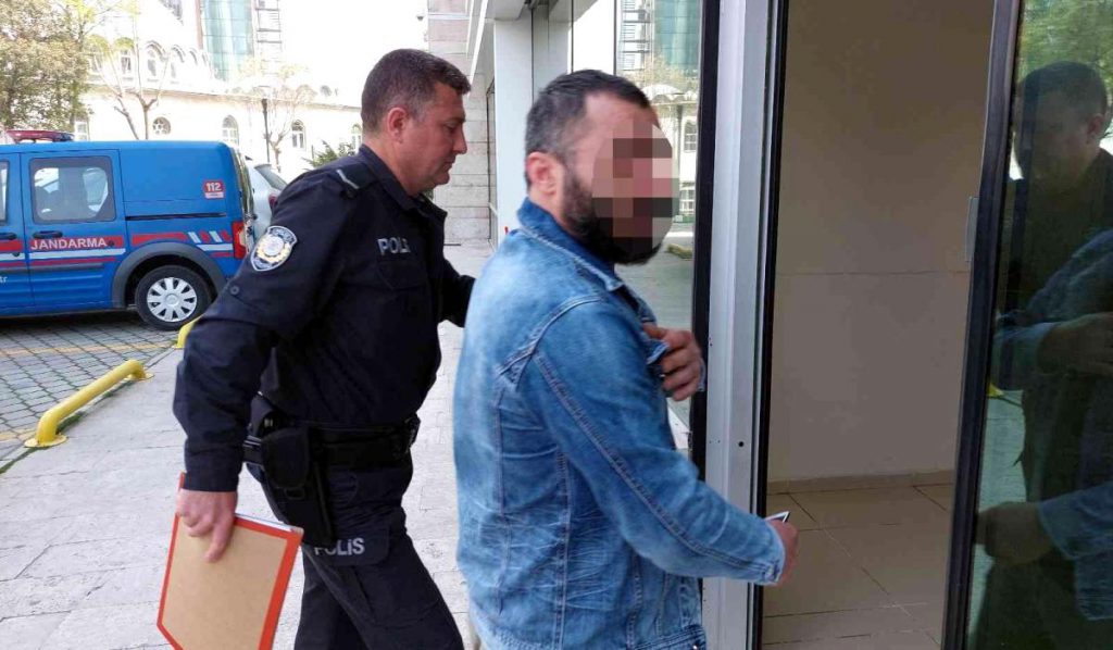 Bıçakla yaralama şüphelisi yakalandı