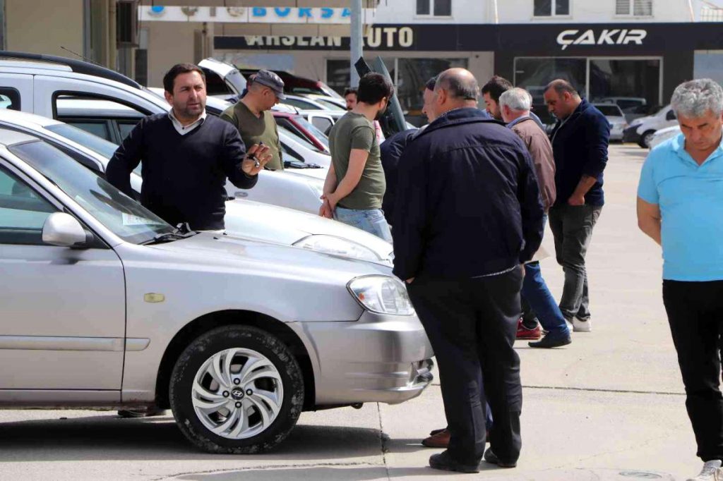 İkinci el oto piyasası dingin