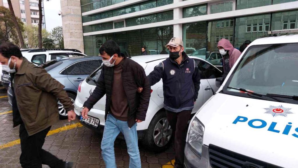 Samsun’da DEAŞ şüphelisi 4 yabancıya ek müddet