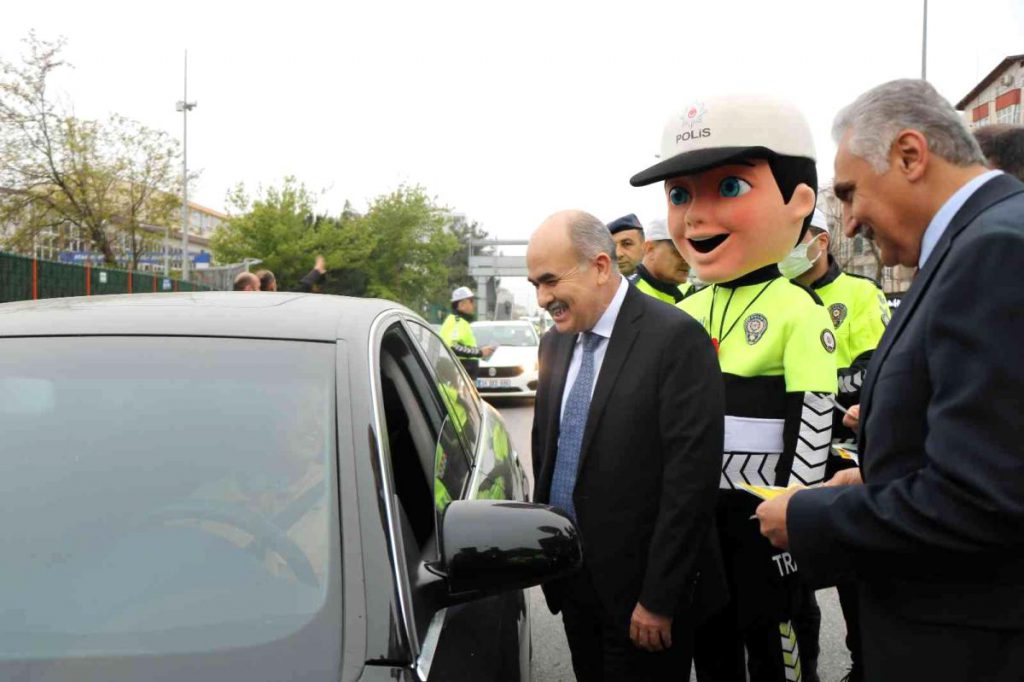 Samsun’da emniyet kemeri uygulaması