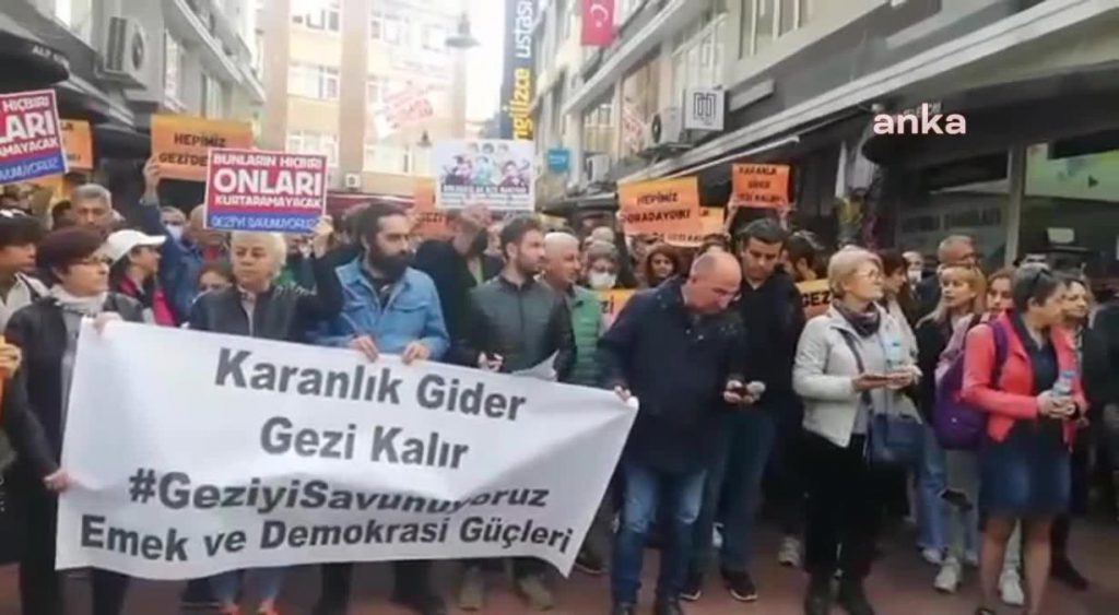 Samsun’da Seyahat Davası Protestosu: “Verilen Ağır Cezalar Topluma Gözdağı Verme Çabasıdır”