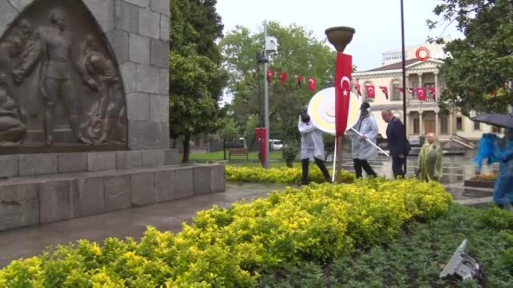 19 Mayıs’ın 103. yıldönümü kutlamaları yağmur altında başladı