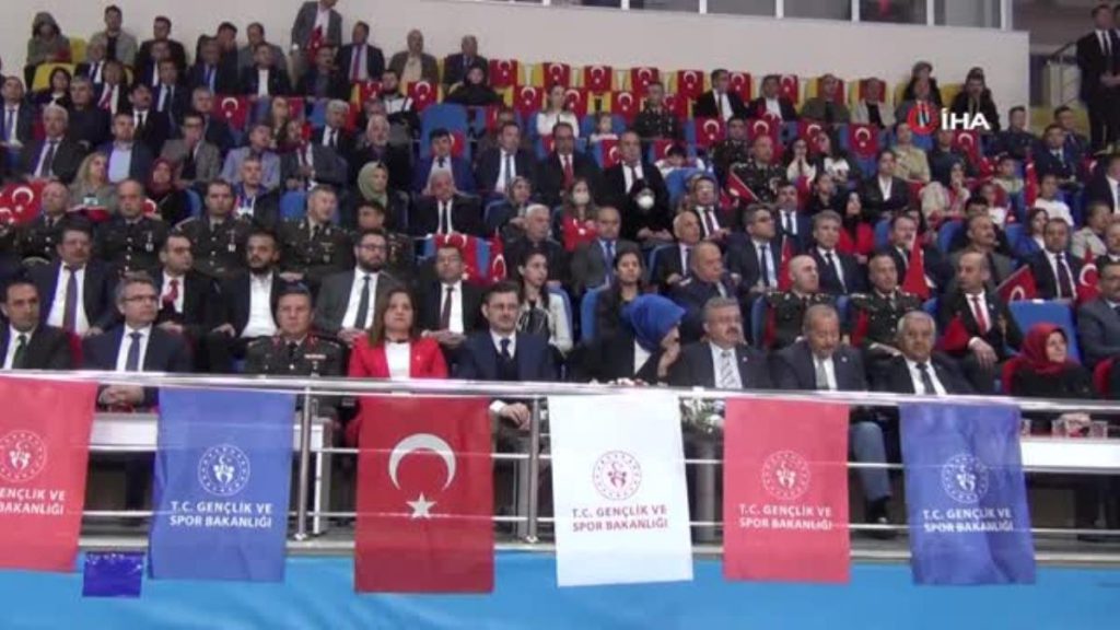 Afyonkarahisar’da 19 Mayıs coşkuyla kutlandı