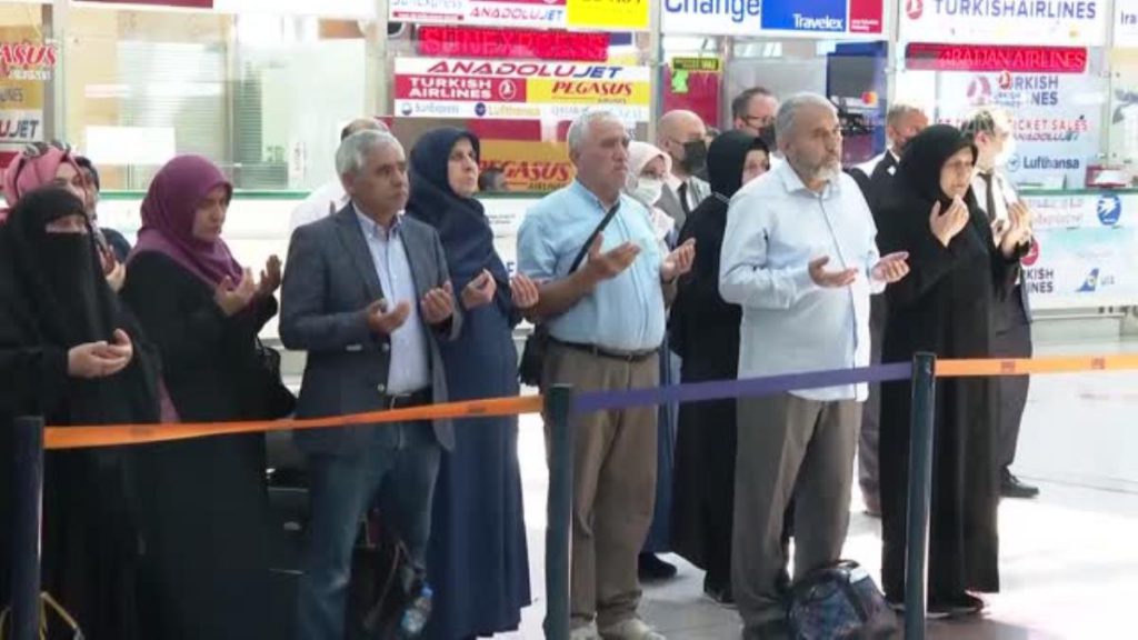 Ankara’dan birinci umre kafilesi yola çıktı