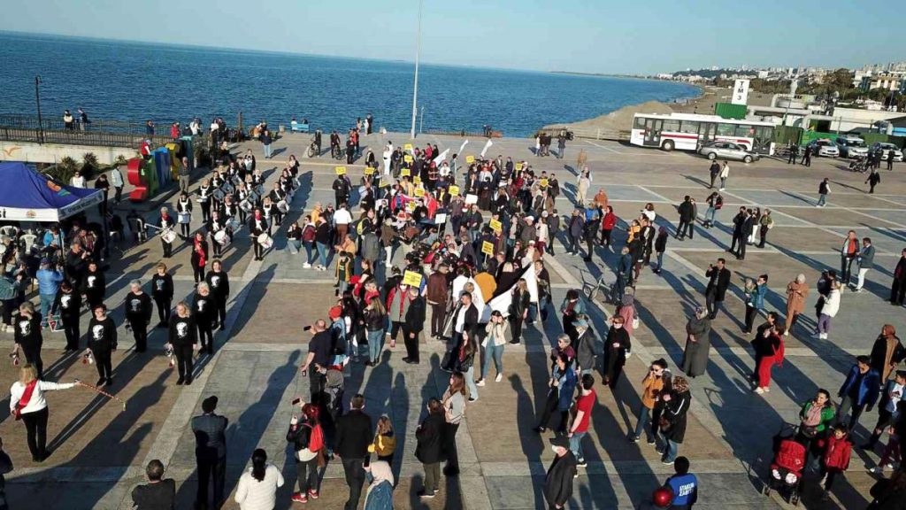 Atakum’da engelliler için farkındalık yürüyüşü