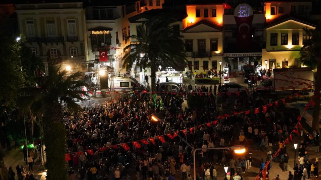 Çeşme’de 19 Mayıs coşkusu