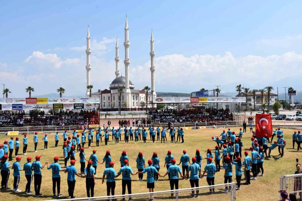 Kumluca’da 19 Mayıs kutlamaları
