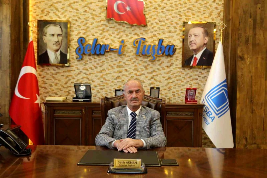 Lider Akman: “Türkiye Cumhuriyeti, gençlere emanet edilmiştir”