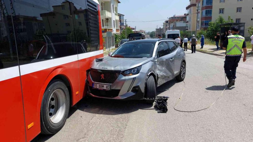 Samsun’da 3 aracın karıştığı kazada 1 kişi yaralandı