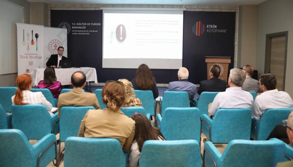 Samsun’da “Asırlık Tanımlarla Türk Mutfağı” konferansı düzenlendi