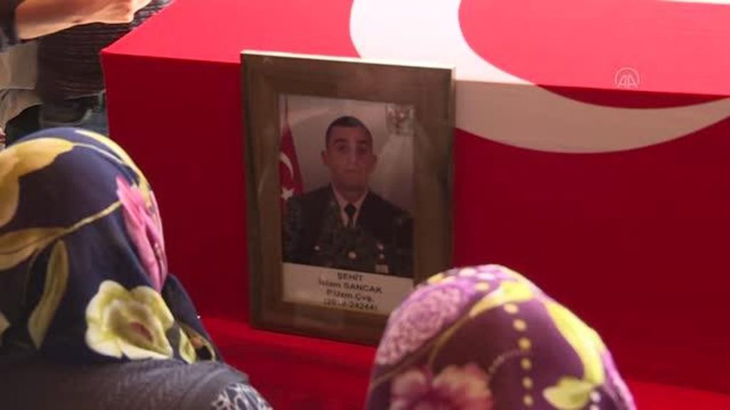 Şehit Piyade Uzman Çavuş İslam Sancak, son seyahatine uğurlandı