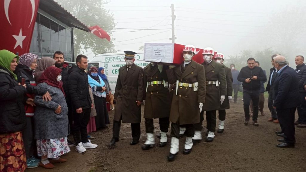 Şehit Uzman Çavuş Mümin Çarkcı son seyahatine uğurlandı