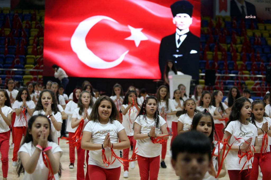 Yenimahalle’de Gençlik Şenliği Başlıyor