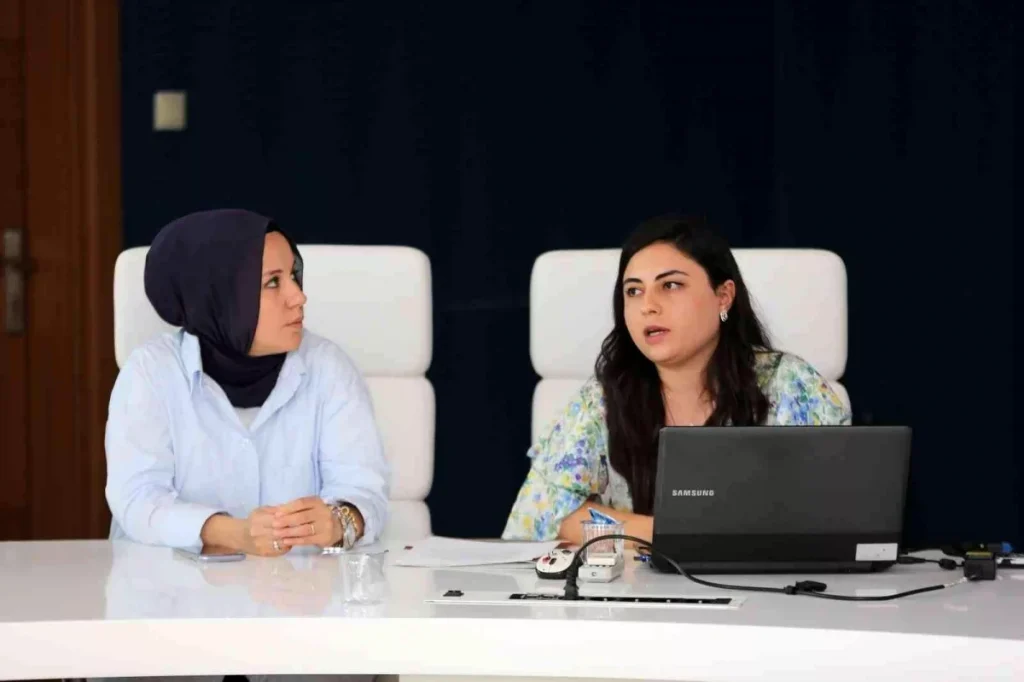 Canik Belediyesi’nde bayana yönelik şiddetle gayret semineri
