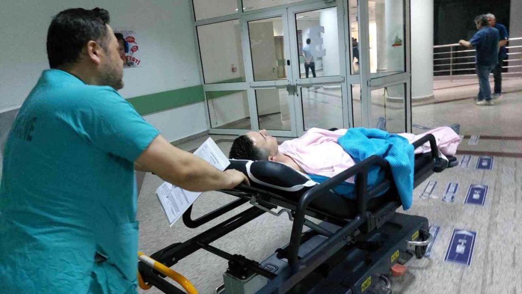 Gübre fabrikasında üzerine amonyak fışkıran personel yanarak hastanelik oldu