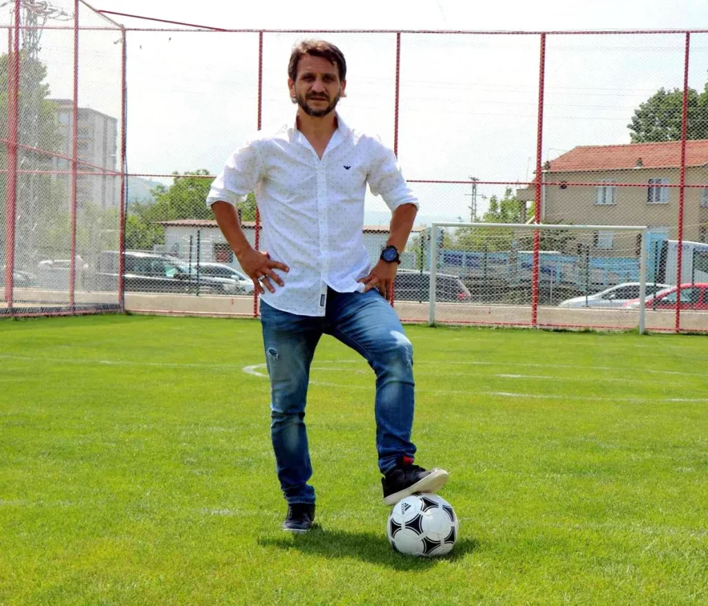 Samsunspor ve Fenerbahçe’nin eski oyuncusu Celil Sağır kalp krizi geçirdi