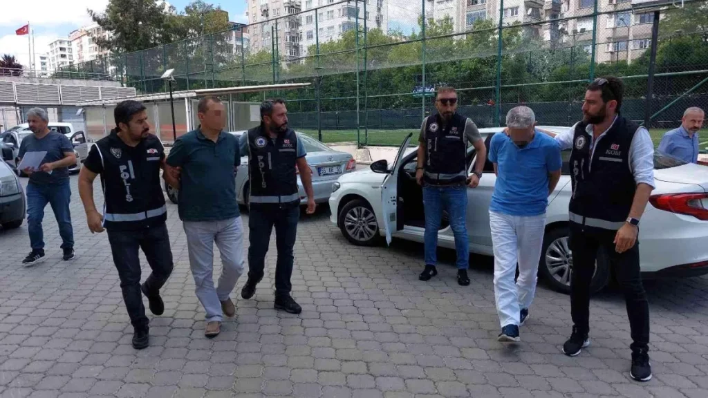 Son dakika haberi… Samsun’da ele geçen 19 tabancayla ilgili 2 kişi adliyeye sevk edildi