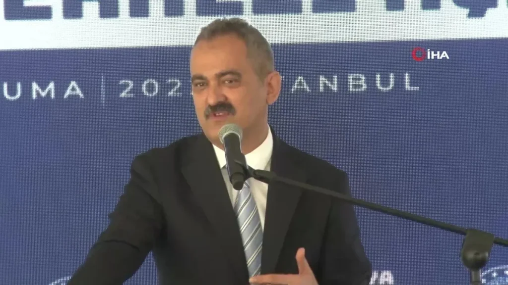 Bakan Özer: “Bu hakikaten Türkiye için çok kritik bir proje ve bunun çok başarılı olması lazım”