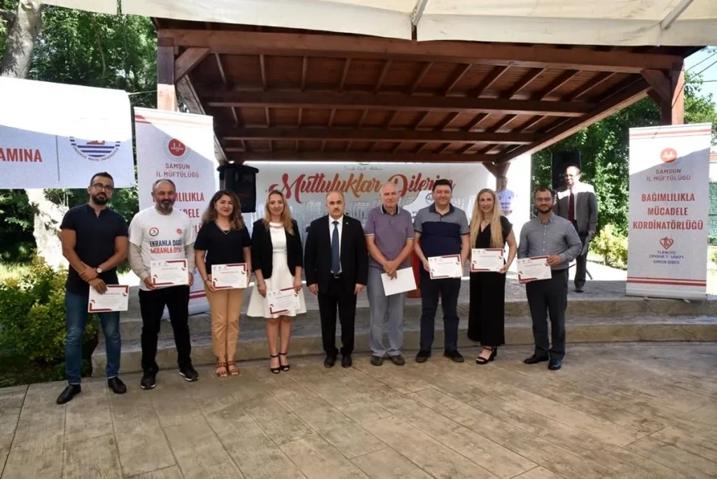 OMÜ Bağımlılıkla Çabada Dinî Önderler Eğitimi Kapanış Programı