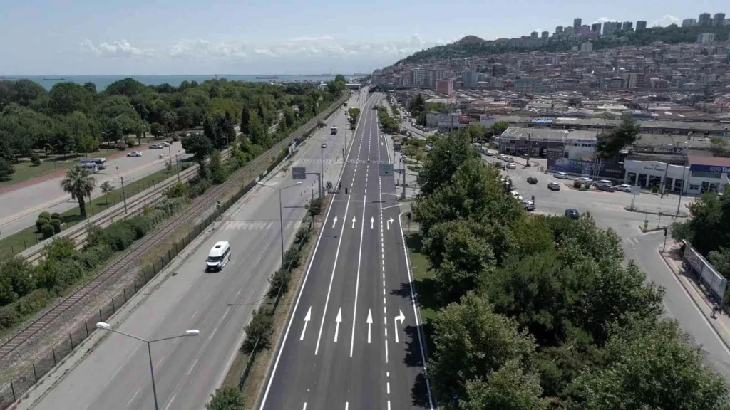 Samsun’da TEKNOFEST hazırlıkları kapsamında yollar yenileniyor