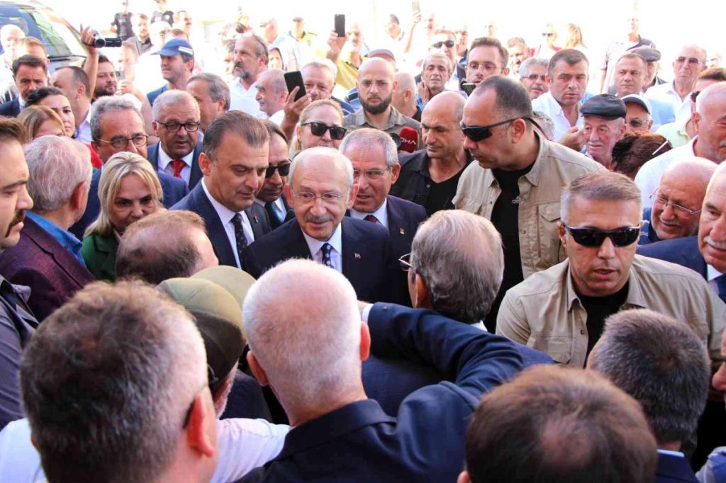 Kemal Kılıçdaroğlu: “Çiftçinin, esnafın banka kredilerinin faizlerini sileceğim”