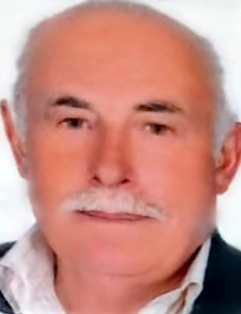 Konutunun bahçesinde düşen yaşlı adam hayatını kaybetti
