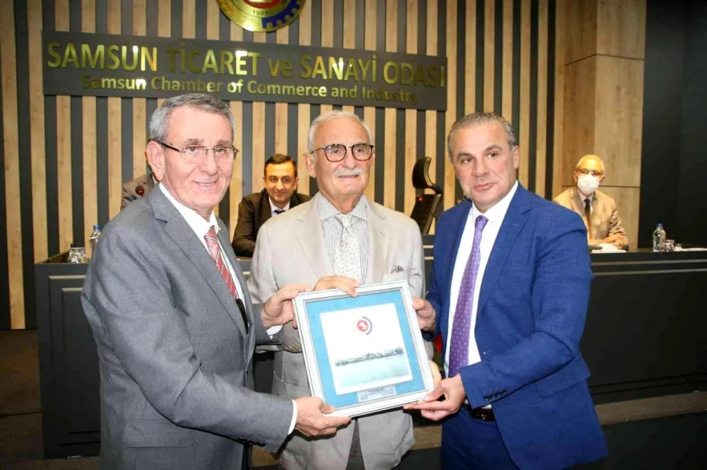 Lider Murzioğlu: “Birlikte hareket edersek kent kazanır, ülkemiz kazanır”