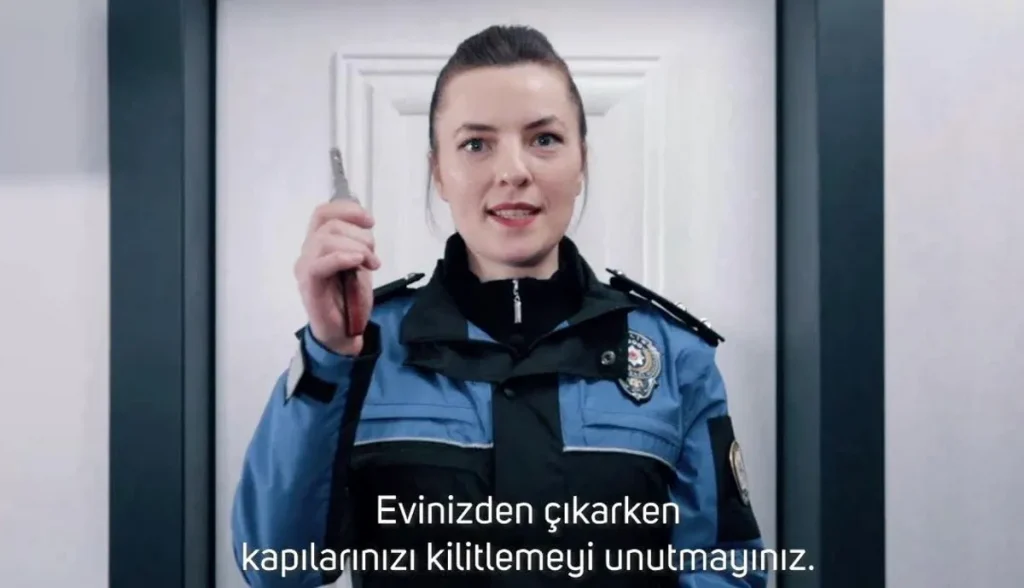 Samsun haber: Samsun polisi hırsızlık ve dolandırıcılıklara karşı spot sinema çekip uyardı