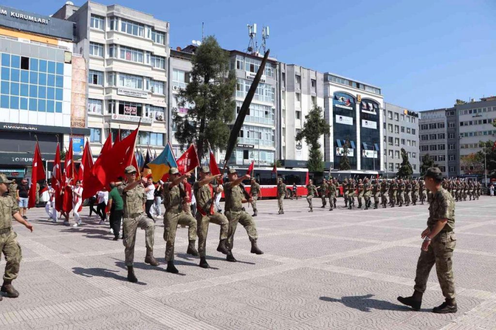 Samsun haberi… Samsun’da 30 Ağustos Zafer Bayramı provası