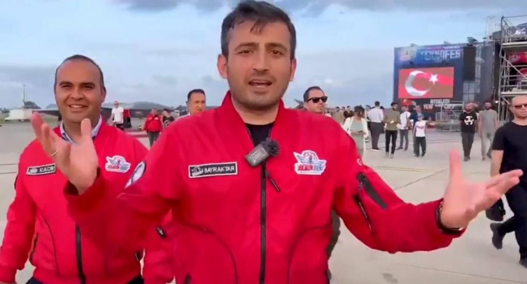 Selçuk Bayraktar’dan TEKNOFEST’te dikkat çeken ileti: Ambargo sopası sallayanlar, biz yoldan dönmedikçe kazanamayacak