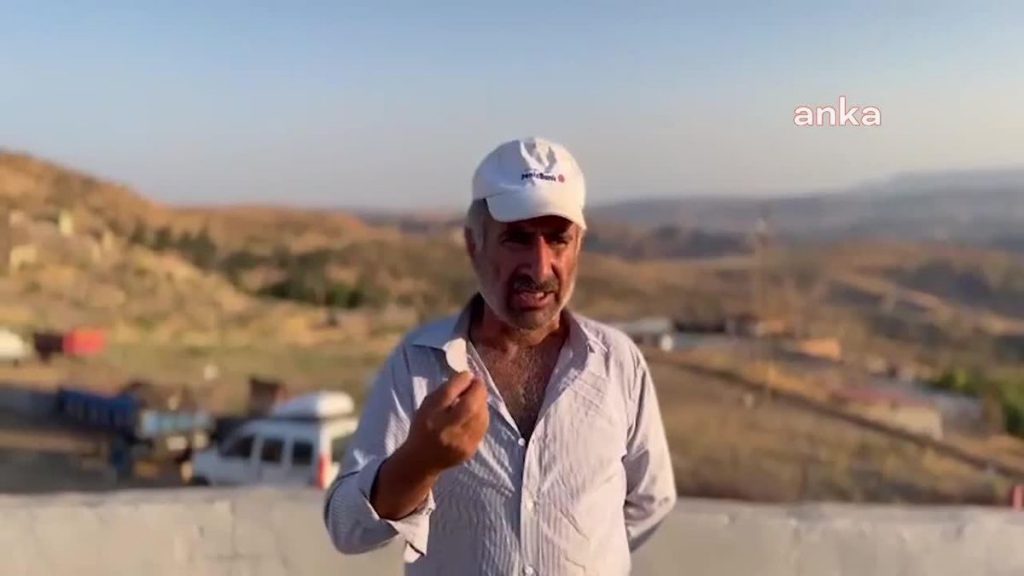 Siirt haberi! Siirtli Vatandaş, Altyapı Eksiklerine Reaksiyon Gösterdi: “Siirt Merkeze Bağlı Bir Köy Bu. Ne Suyumuz, Ne Elektriğimiz, Ne Suyumuz Var. Herkese Ödenek…