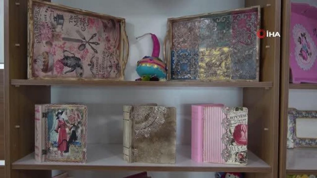 Toplum ve Ruh Sıhhati Merkezi’nden el sanatları standı