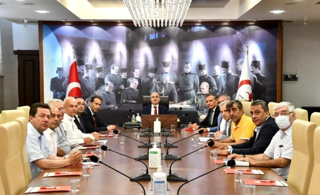 Vali Dağlı’dan esnafa davet: “TEKNOFEST’te konuklarımızı en düzgün biçimde ağırlayalım”