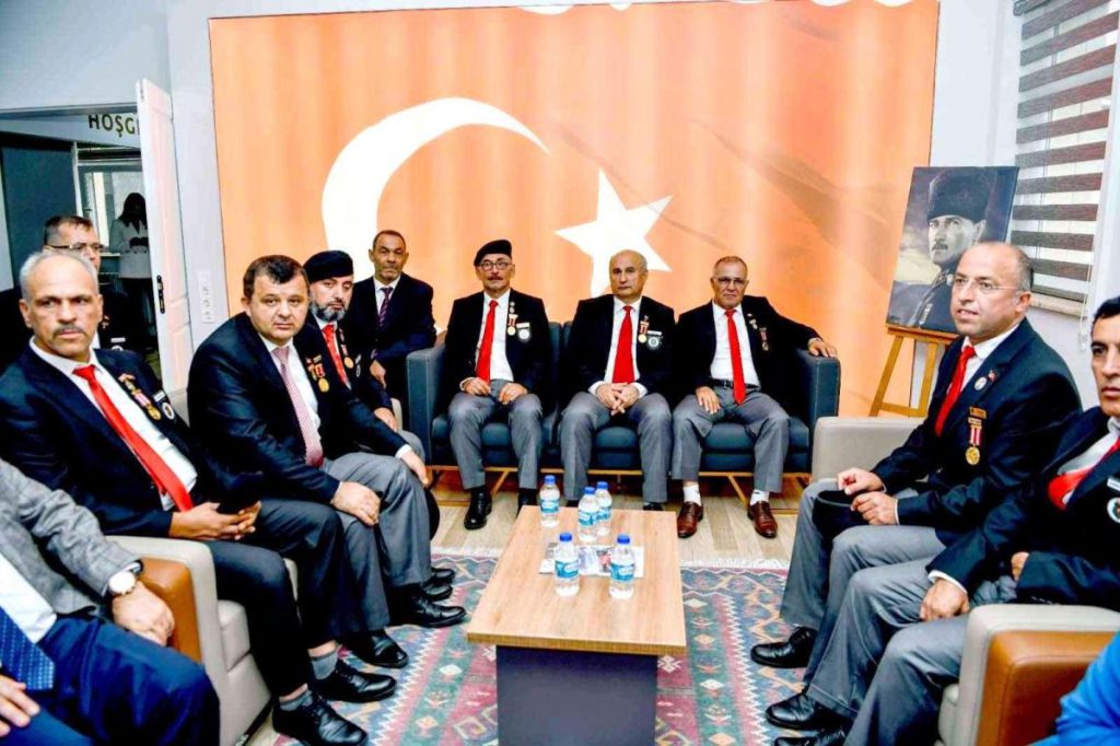 Gaziler: “Bu hizmeti ölünceye kadar unutamayız”