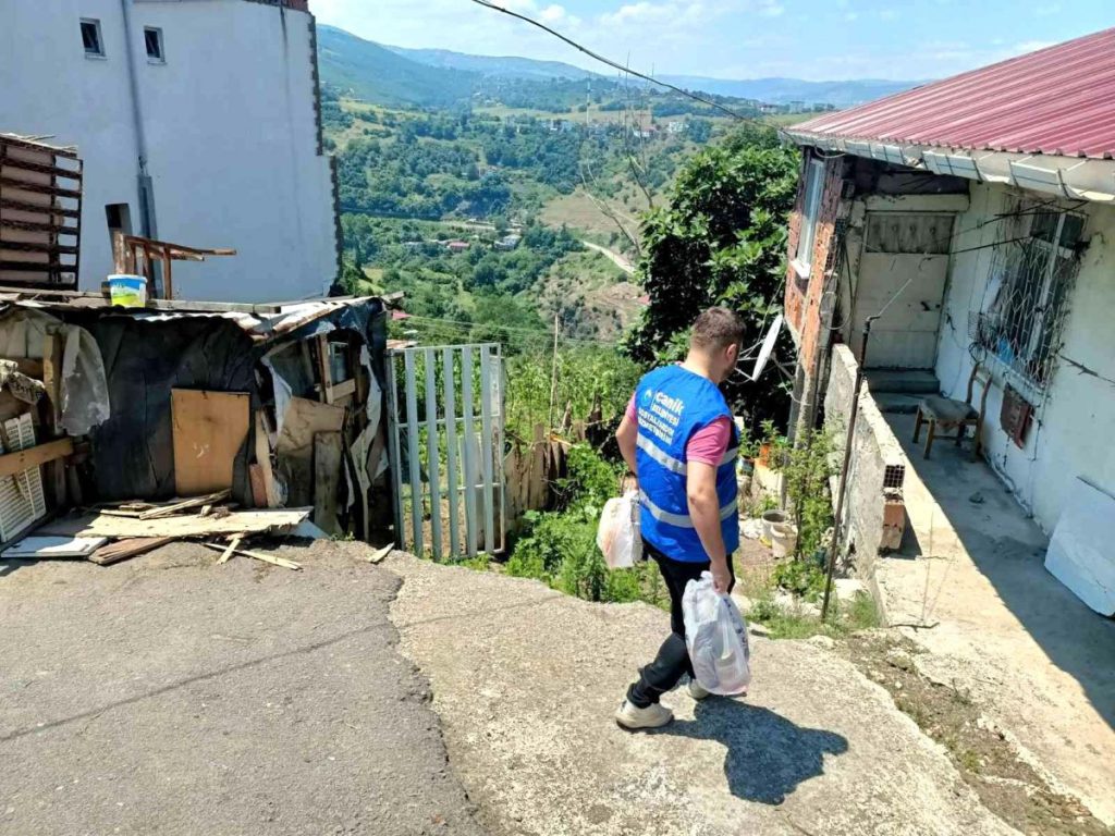 Samsun haberi! Canik Belediyesi’nden öğrencilere dayanak