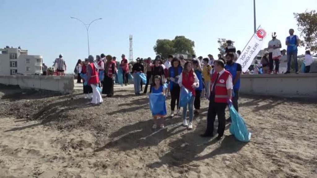 Samsun haberleri: ‘Dünya Paklık Günü’nde Samsun plajları temizlendi