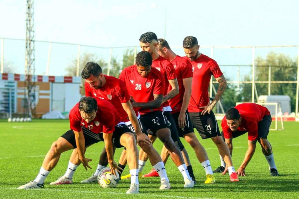 Samsunspor ile Sakaryaspor 32. randevuya çıkıyor