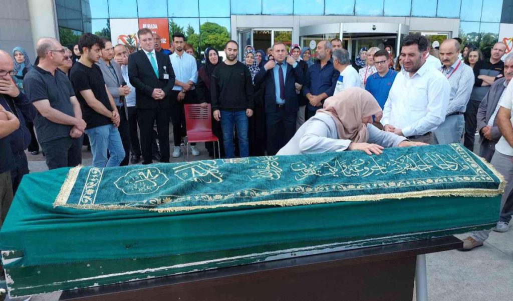 Sıhhat çalışanı kalbine yenik düştü