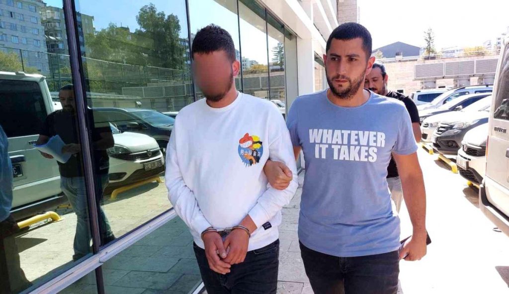 Son dakika 3. sayfa: Samsun’da 2 kişinin yaralandığı silahlı taarruzla ilgili 1 gözaltı