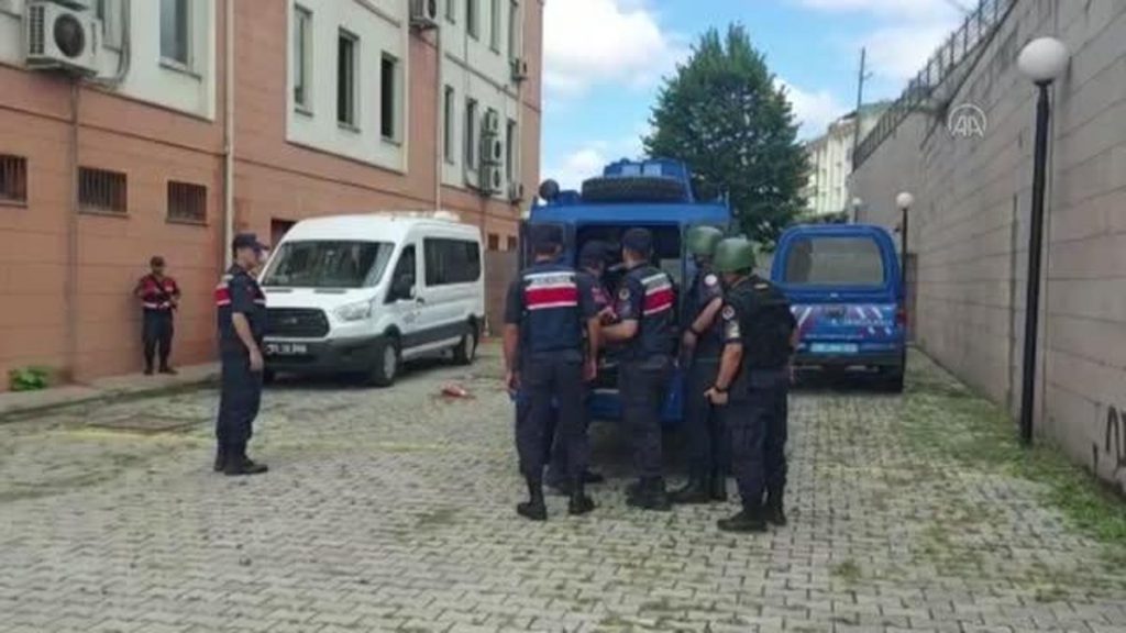 Son Dakika | Akrabalar ortasında çıkan silahlı arbedede 2 kişi öldü